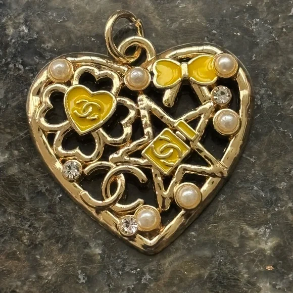 CC Gold Tone Yellow
& Pearl Cage Heart Zipper Pull,Bag Charm - Picture 2 of 4